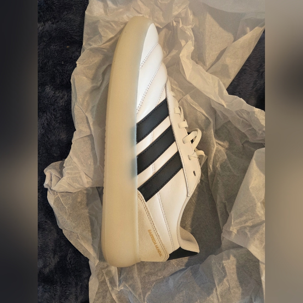 Adidas Men’s White & Black Samba-inspired Leather Sneakers